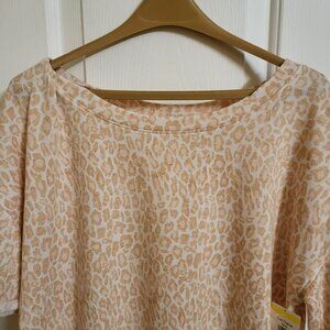 Splendid Animal Print shirt Coral and Cream Size: Small/P NWT
